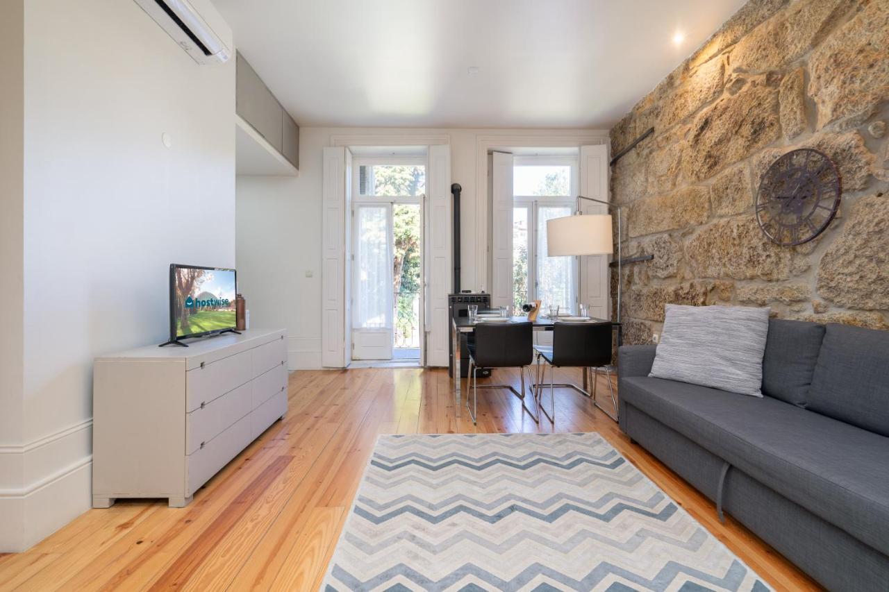 Host Wise - Homely Noble Flats - Garden & Jacuzzi Porto