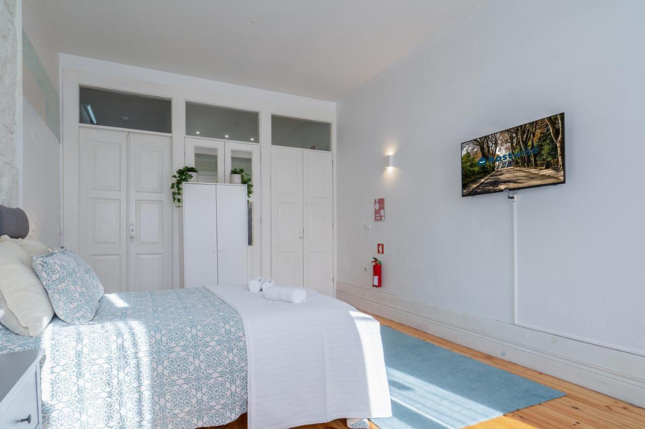 Host Wise - Homely Noble Flats - Garden & Jacuzzi
